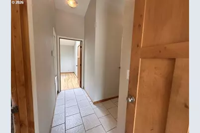 226 South Ave, Sutherlin, OR 97479 - Photo 22