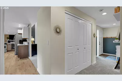 16385 SW Division St, Beaverton, OR 97007 - Photo 26