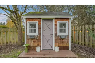 16385 SW Division St, Beaverton, OR 97007 - Photo 42