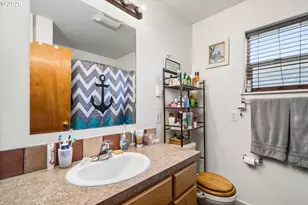 4860 A St, Springfield, OR 97478 - Photo 22