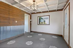 900 N Williams St, Newberg, OR 97132 - Photo 22