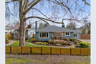 900 N Williams St, Newberg, OR 97132 - Photo 2