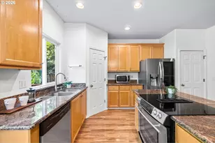 14675 SW Catalina Dr, Portland, OR 97223 - Photo 12