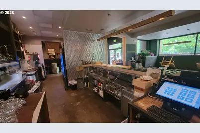 1022 NW Johnson St, Portland, OR 97209 - Photo 16