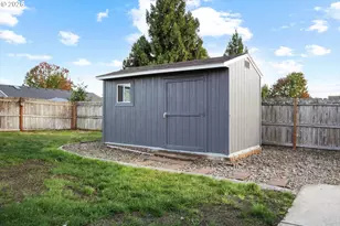 6309 Elena St NE, Albany, OR 97321 - Photo 38