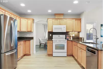 6309 Elena St NE, Albany, OR 97321 - Photo 12