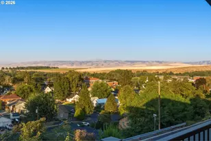 682 College St, Milton-Freewater, OR 97862 - Photo 36