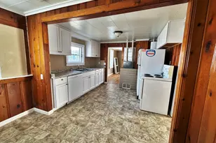 1925 Grove St, Baker City, OR 97814 - Photo 4