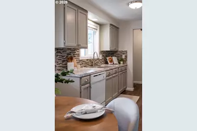 6906 NE 54th St, Vancouver, WA 98661 - Photo 10