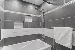 25300 SW Meadowbrook Ln, Sherwood, OR 97140 - Photo 24