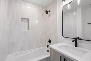 4380 NE Going St, Portland, OR 97218 - Photo 10
