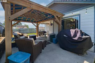 414 N 3rd Pl, Kalama, WA 98625 - Photo 34