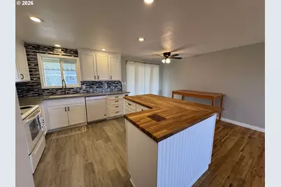 1845 Sallal Rd, Woodburn, OR 97071 - Photo 8