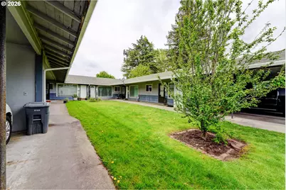 1049 SE Walnut St, Hillsboro, OR 97123 - Photo 4