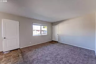 1049 SE Walnut St, Hillsboro, OR 97123 - Photo 26