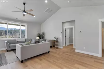 241 Dogwood Dr, Gates, OR 97346 - Photo 20