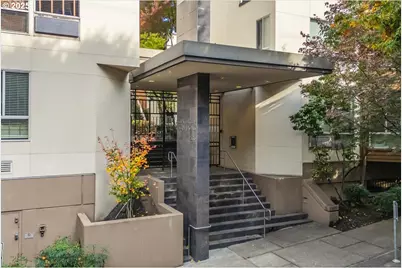 1535 SW Clay St #109, Portland, OR 97201 - Photo 4