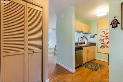 1535 SW Clay St #109, Portland, OR 97201 - Photo 8