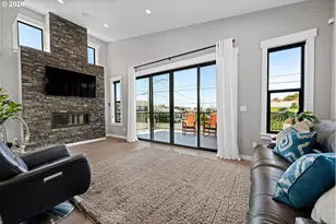 2887 S Hemlock St, Cannon Beach, OR 97110 - Photo 14