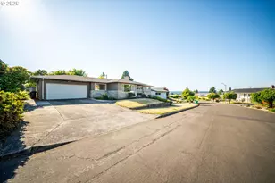 3237 NE 131st Ave, Portland, OR 97230 - Photo 42