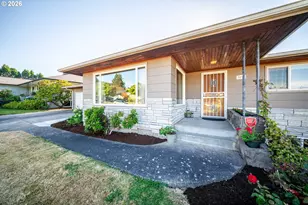 3237 NE 131st Ave, Portland, OR 97230 - Photo 2