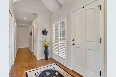 7242 SW Lake Bluff Ct, Wilsonville, OR 97070 - Photo 8