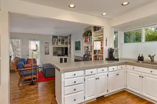 7242 SW Lake Bluff Ct, Wilsonville, OR 97070 - Photo 12