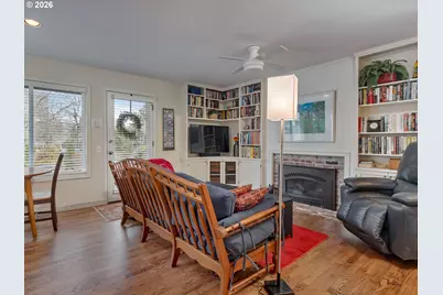 7242 SW Lake Bluff Ct, Wilsonville, OR 97070 - Photo 10