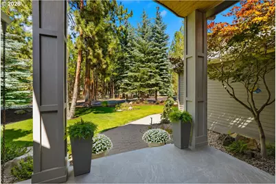 2721 NW Champion Cir, Bend, OR 97703 - Photo 8