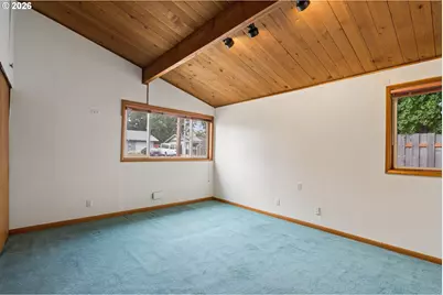 616 SE 175th Pl, Portland, OR 97233 - Photo 34