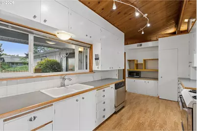 616 SE 175th Pl, Portland, OR 97233 - Photo 20