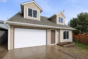 19901 SW Meadowbrook Ct, Beaverton, OR 97078 - Photo 2