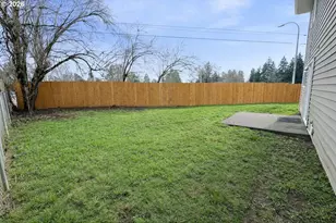 19901 SW Meadowbrook Ct, Beaverton, OR 97078 - Photo 12