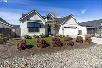 32767 Coburg Creek Dr, Coburg, OR 97408 - Photo 2