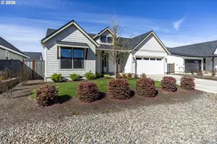 32767 Coburg Crk Dr, Coburg, OR 97408 - Photo 2