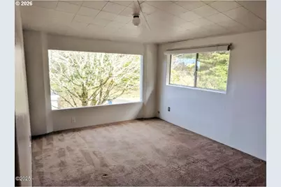 675 SE Keel Ave, Lincoln City, OR 97367 - Photo 2