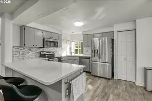 5455 NW 180th Pl, Portland, OR 97229 - Photo 2