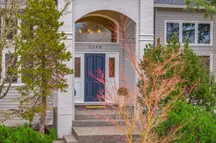 3348 NW 125th Pl, Portland, OR 97229 - Photo 2