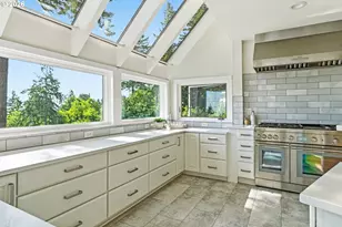 3046 SW Fairmount Blvd, Portland, OR 97239 - Photo 10