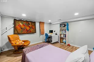 2245 SW Martha St, Portland, OR 97239 - Photo 20