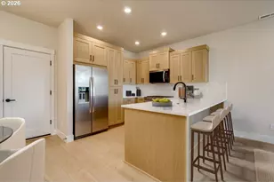 4264 SE Century Blvd, Hillsboro, OR 97123 - Photo 6