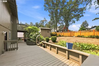340 Patricia Dr, Gladstone, OR 97027 - Photo 30