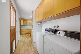 1711 SW 17th St, Redmond, OR 97756 - Photo 10