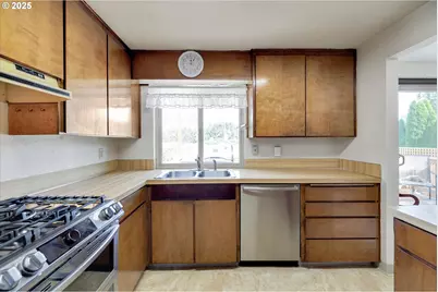 18027 SE Emi St, Damascus, OR 97089 - Photo 12