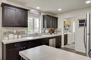 735 Garden Ct, Molalla, OR 97038 - Photo 6