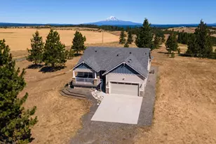 180 Hartland Rd, Lyle, WA 98635 - Photo 1
