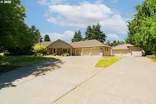 10800 NW 13th Pl, Vancouver, WA 98685 - Photo 2