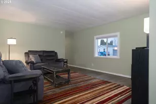 300 SE Goodnight Ave, Corvallis, OR 97333 - Photo 10