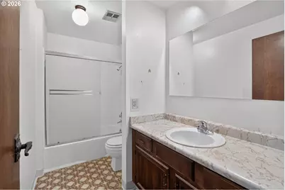 15265 SE Bevington Ave, Milwaukie, OR 97267 - Photo 26