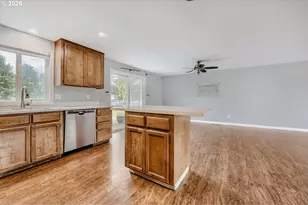 2040 NE 213th Ave, Fairview, OR 97024 - Photo 14